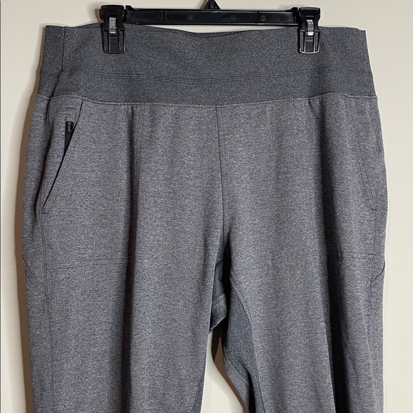 Athleta | Women’s Grey Venice Joggers Size XL - Picture 3 of 9